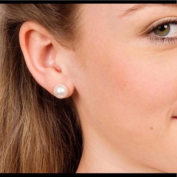 14 k gold real pearl studs new - Picture 2 of 6